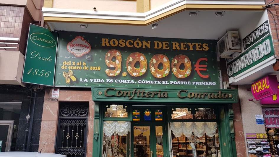 Испанская кондитерская спрячет 9000 евро в один из своих королевских пирогов