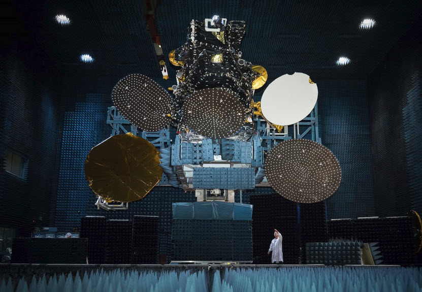 SpaceX запустила испанский спутник связи Hispasat 30W-6