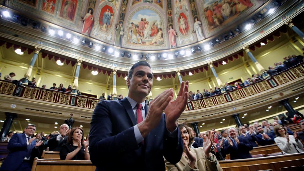 После 10 месяцев политического кризиса, в Испании, наконец-то, было избрано правительство