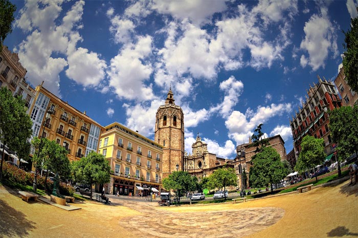 Plaza de la Reina