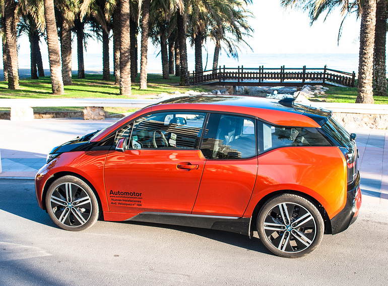 Тест-драйв BMW i3