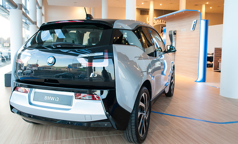 Тест-драйв BMW i3