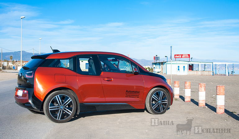 Тест-драйв BMW i3